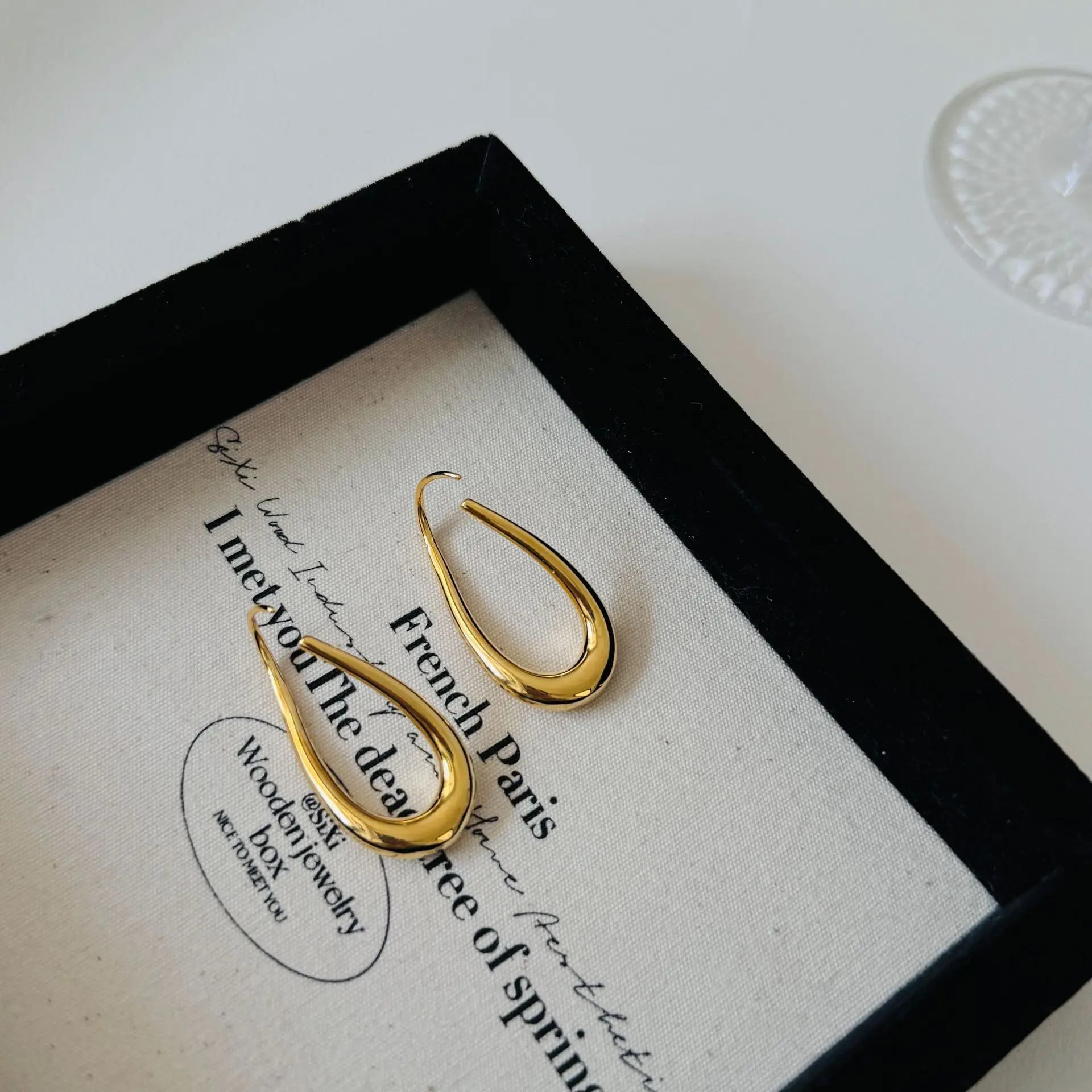 Vintage Geometric Metal Twisted Ear Cuff Clips Earrings for Women No Piercing Fake Cartilage Earclips Jewelry Accessories
