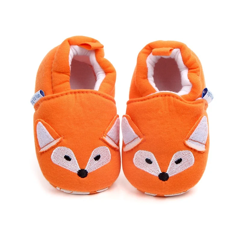 Zapatos de dibujos animados de animales para bebés, zapatillas de algodón para niños y niñas, suela antideslizante, zapatos de cuna para primeros pasos