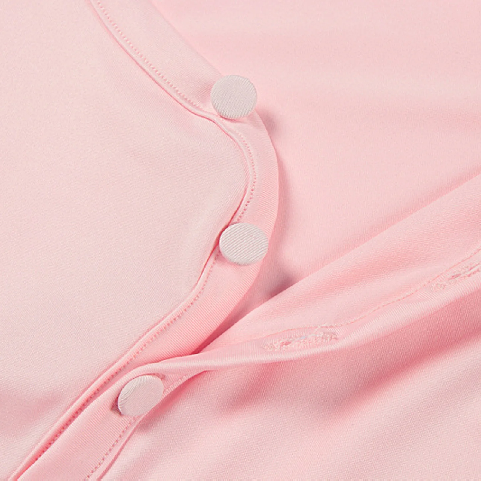 Minivestido feminino com babados na frente, manga comprida com botões e punhos alargados, bainha com babados em camadas para uso casual diário