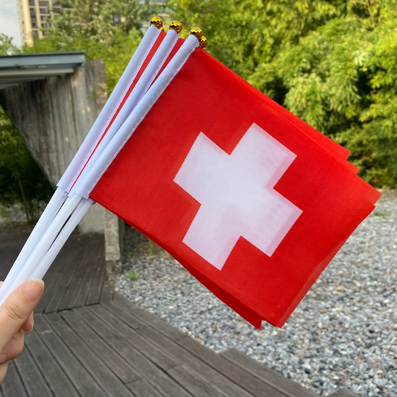 xvggdg  50pcs  14 * 21cm    Switzerland Hand Waving National Flag    swiss hand flag