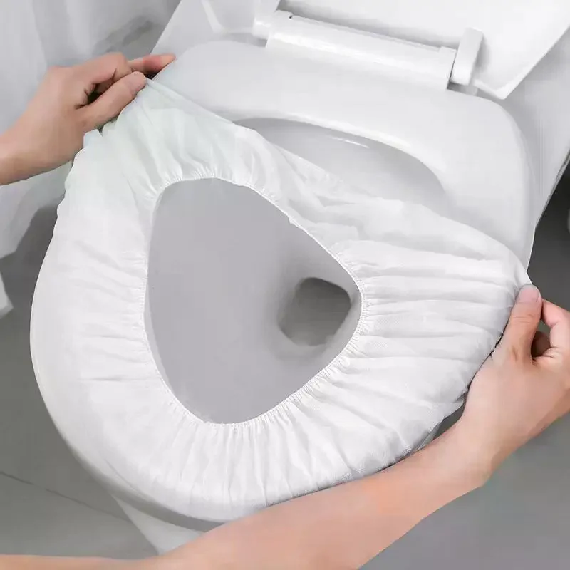 50Pcs Disposable Waterproof Toilet Seat Covers Non-Woven Skin-Friendly Pads for Camping Hotel Travel Bathroom