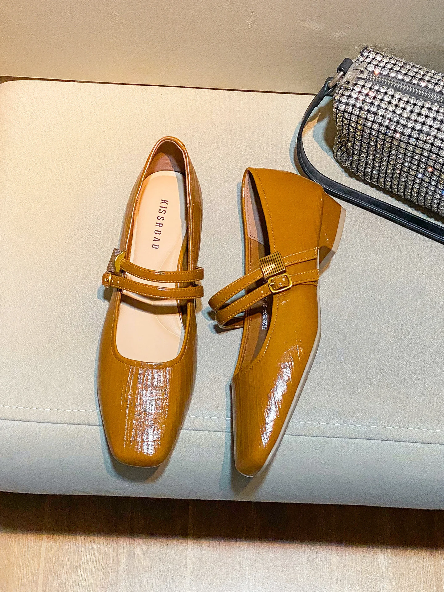 scarpe-da-donna-mary-jane-in-vera-pelle-con-tacco-basso-nuova-collezione-primavera-2026-comode-e-versatili-con-suola-morbida-slip-on