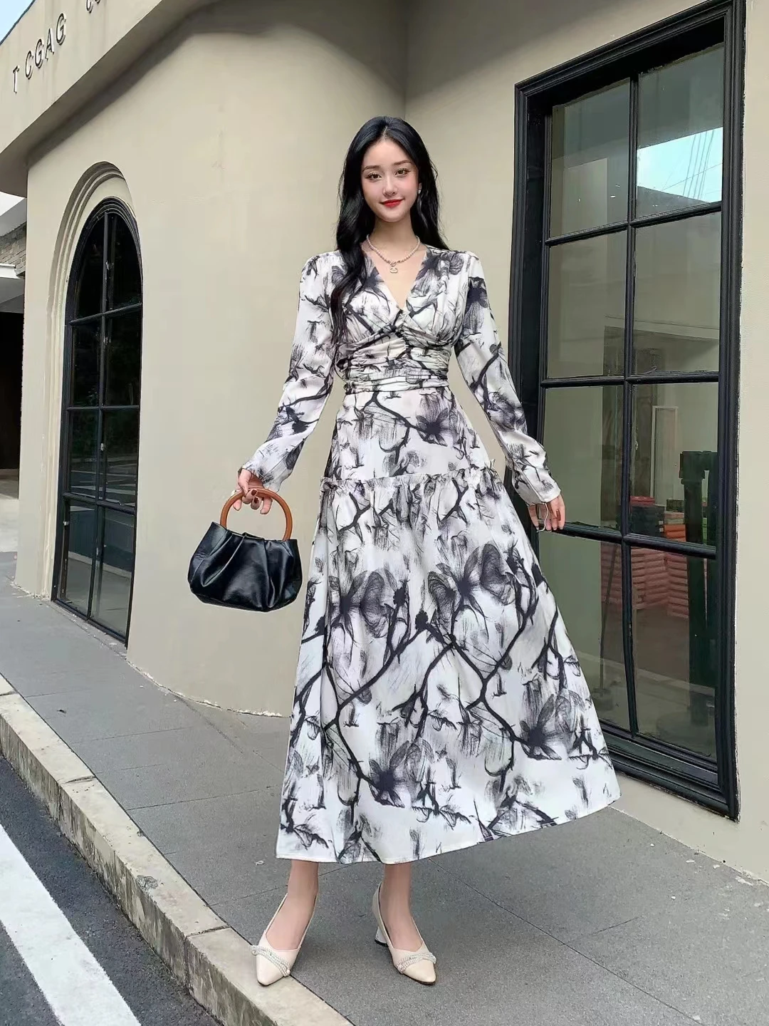 2023 New Spring Autumn Women V-Neck Long Sleeve Slim Long Dress High Quality Fashion Folds Sweet Elegant Floral Dress 8 Colors