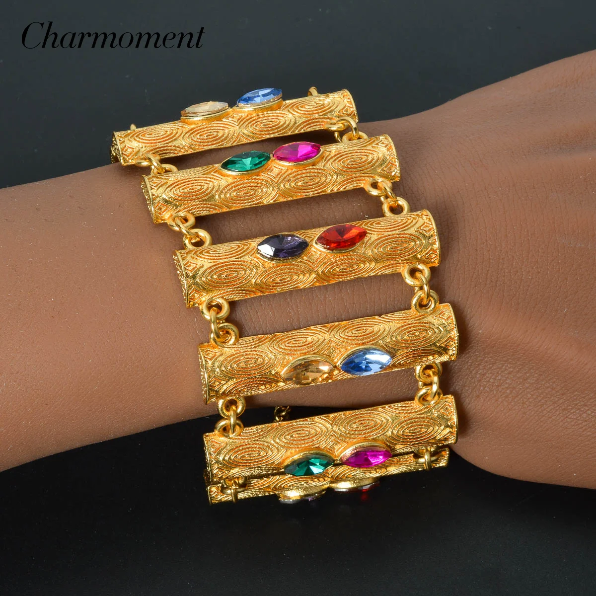 

Luxury Geometric Crystal Bracelet for Women Color Texture Rhombus Zircon Bangle Engagement Ladies Wedding Jewelry Pulseras Mujer