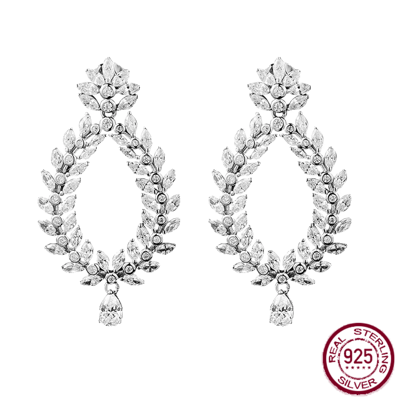 

Fashionable and high-end 925 silver droplet earrings set with high carbon diamonds, luxurious and versatile new style