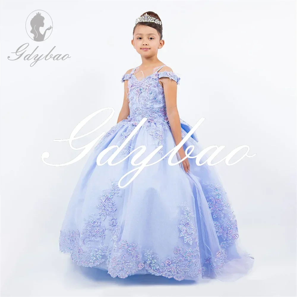 ปิดไหล่ลูกไม้Appliqueยาวงานแต่งงานสาวชุดแขนกุดความยาวชั้นSweep Train First Communion Gown 2024