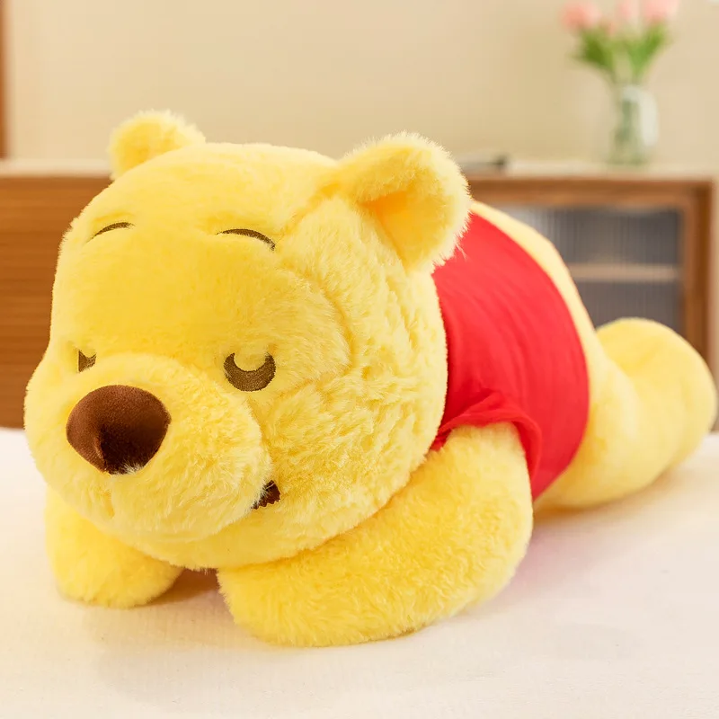 Simpatico cartone animato nuovo Disney Anime Kawaii Winnie The Pooh sdraiato orso bambola giocattolo comodino sonno cuscino giocattoli per i regali della ragazza