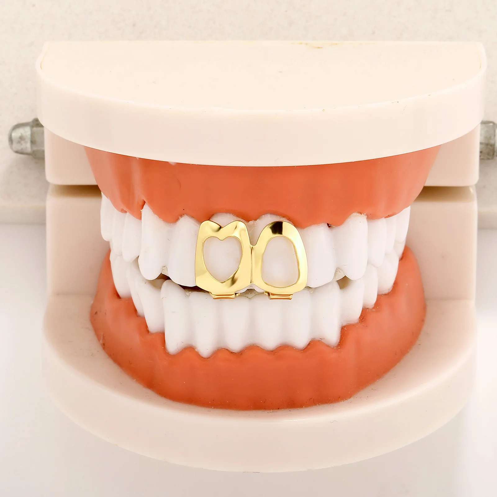 Heart Design Grillz Teeth Jewelry Gold Silver Tone Hypoallergenic Plated Mouth Accessory for Daily Wear Party Halloween Gift
