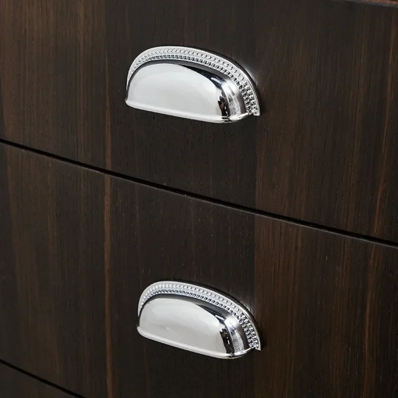American Style Dresser Knobs Kitchen Light Luxury Furniture Brass Shell Pull Handles Single Hole Semicircle Cabinet Door Pulls