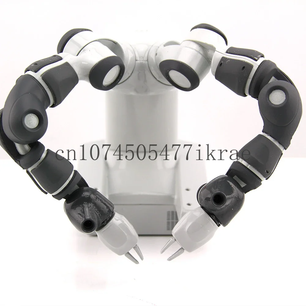 

1:4 ABB Robot Arm Model Industrial Robotic Manipulator Model Simulation Robot Model Toy