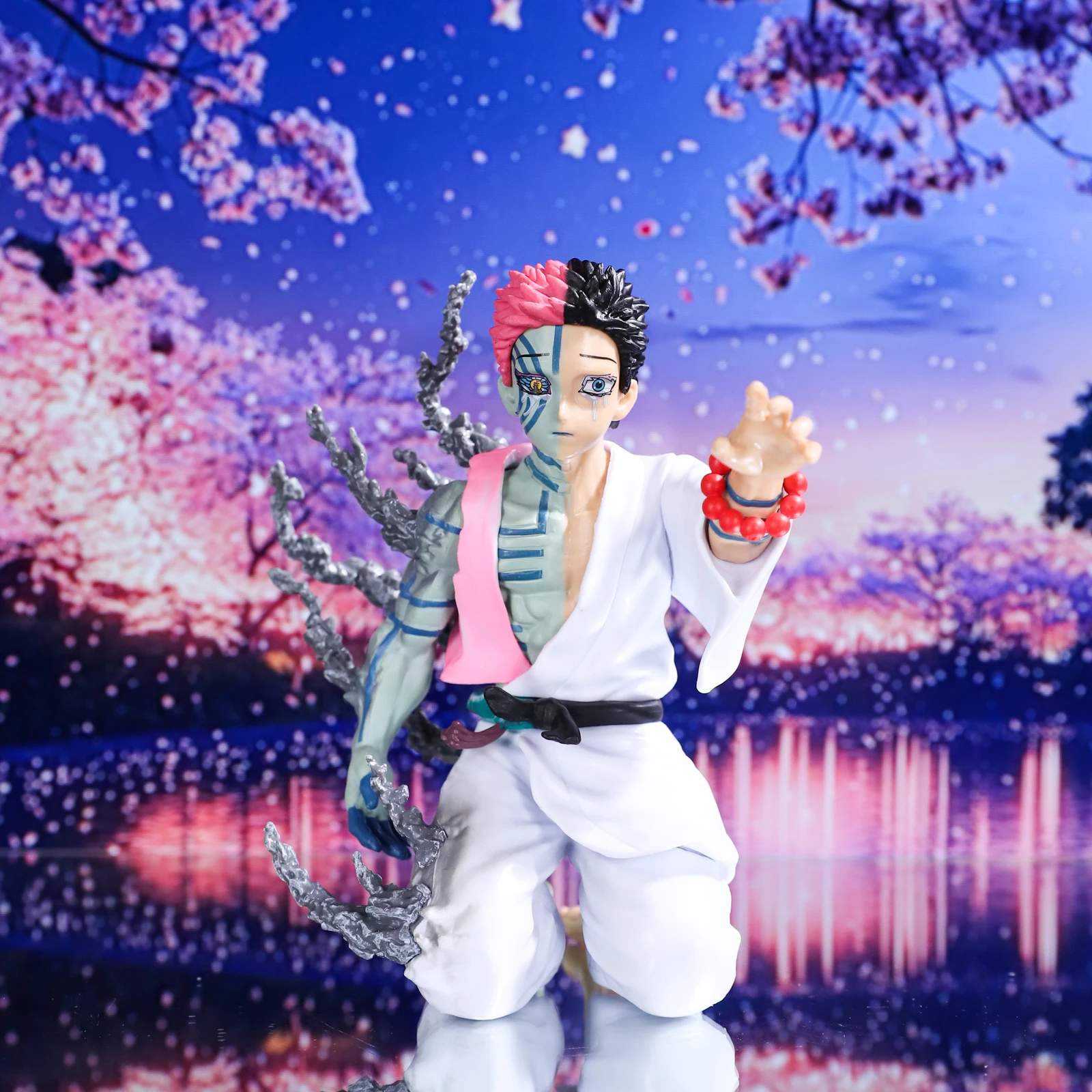 

Бестселлер «Истребитель демонов» — специальное издание: фигурка Оники Кишимото в позе на коленях для битвы (стоячая поза F)