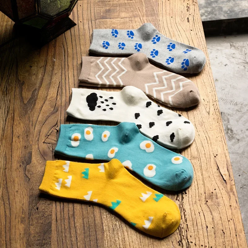 

1 Pair New Summer Autumn Winter Fashion Cute Women Lady Multicolor Cartoon Pattern Soft Egg Ripple Clouds Pattern Casual Socks