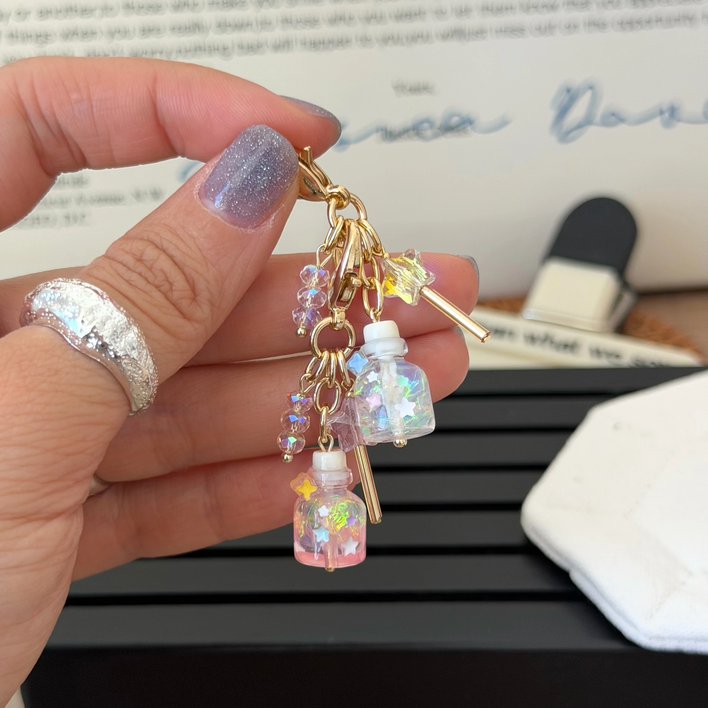 suporte-para-fone-de-ouvido-em-formato-de-garrafa-dos-desejos-brilhante-artesanal-estilo-feminino-cordao-para-pen-drive-pux