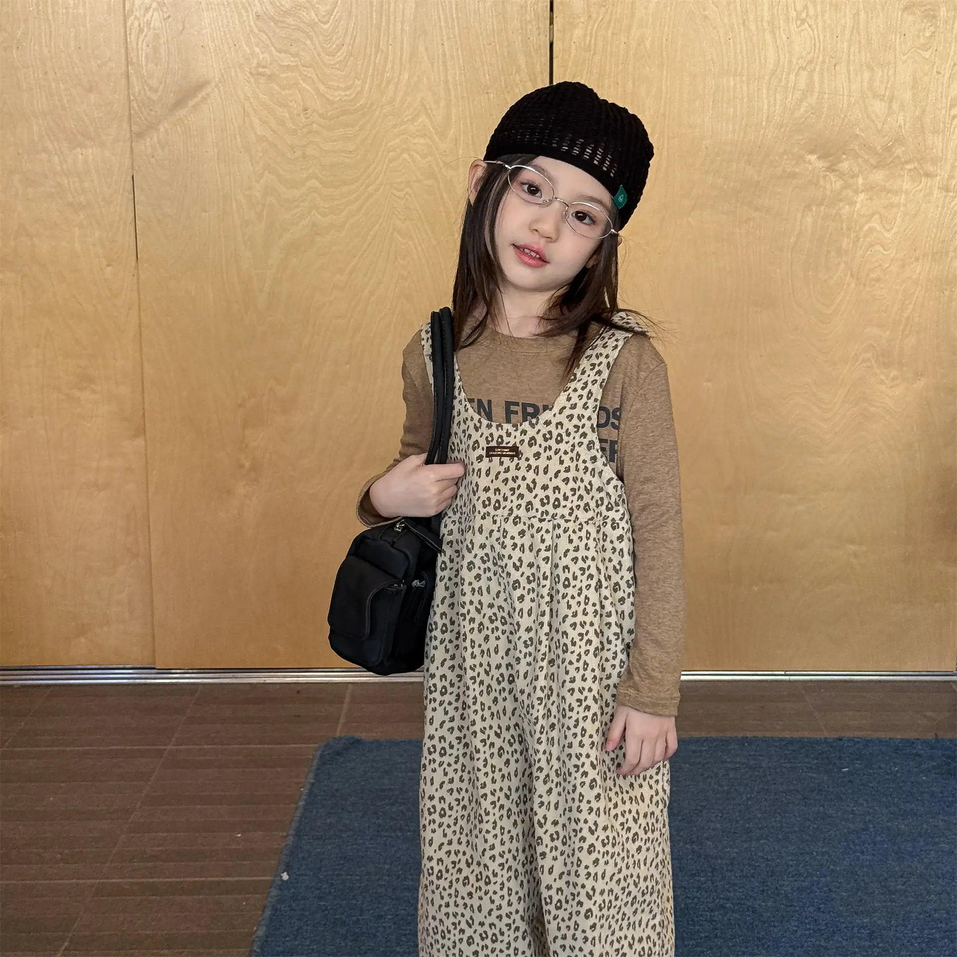 

2026 Spring New Children Overalls Solid Girls Loose Strap Trousers Fashion Boys Leopard Print Jumpsuit Kids Casual Pants