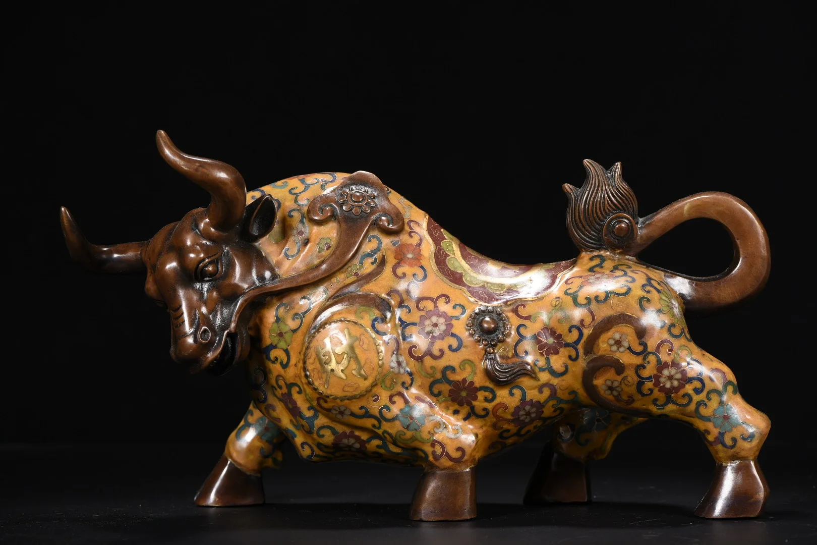 

16-дюймовая коллекция тибетского храма, старая бронза, Cloisonn, текстура лотоса, статуя бика Niuyun Hengtong, статуя быка, Уолл-стрит, статуя быка