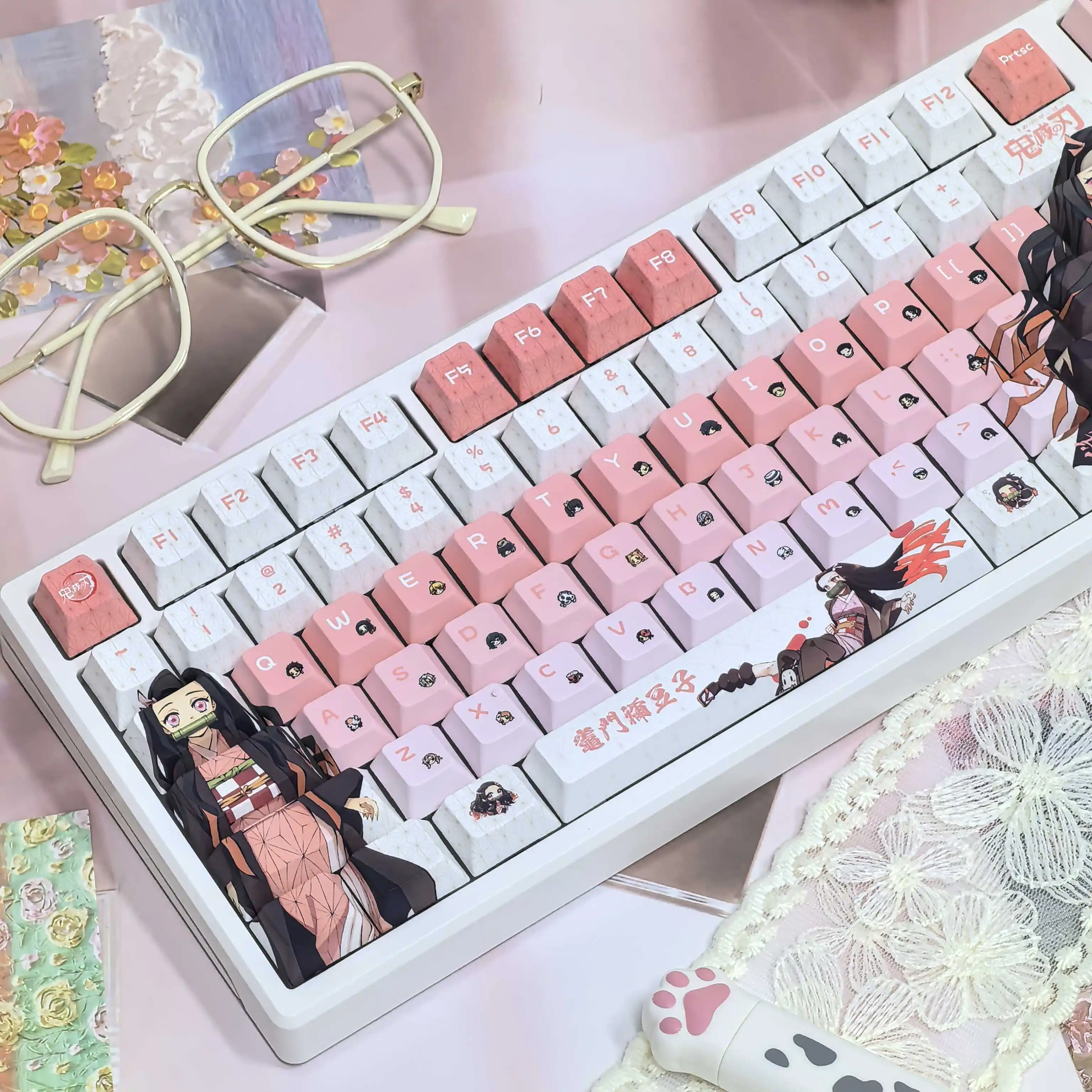 Imagem -02 - Demônio Slayer Anime Keycaps Kamado Nezuko Pbt Dye-sublimation Perfil Cereja Teclado Mecânico Presente