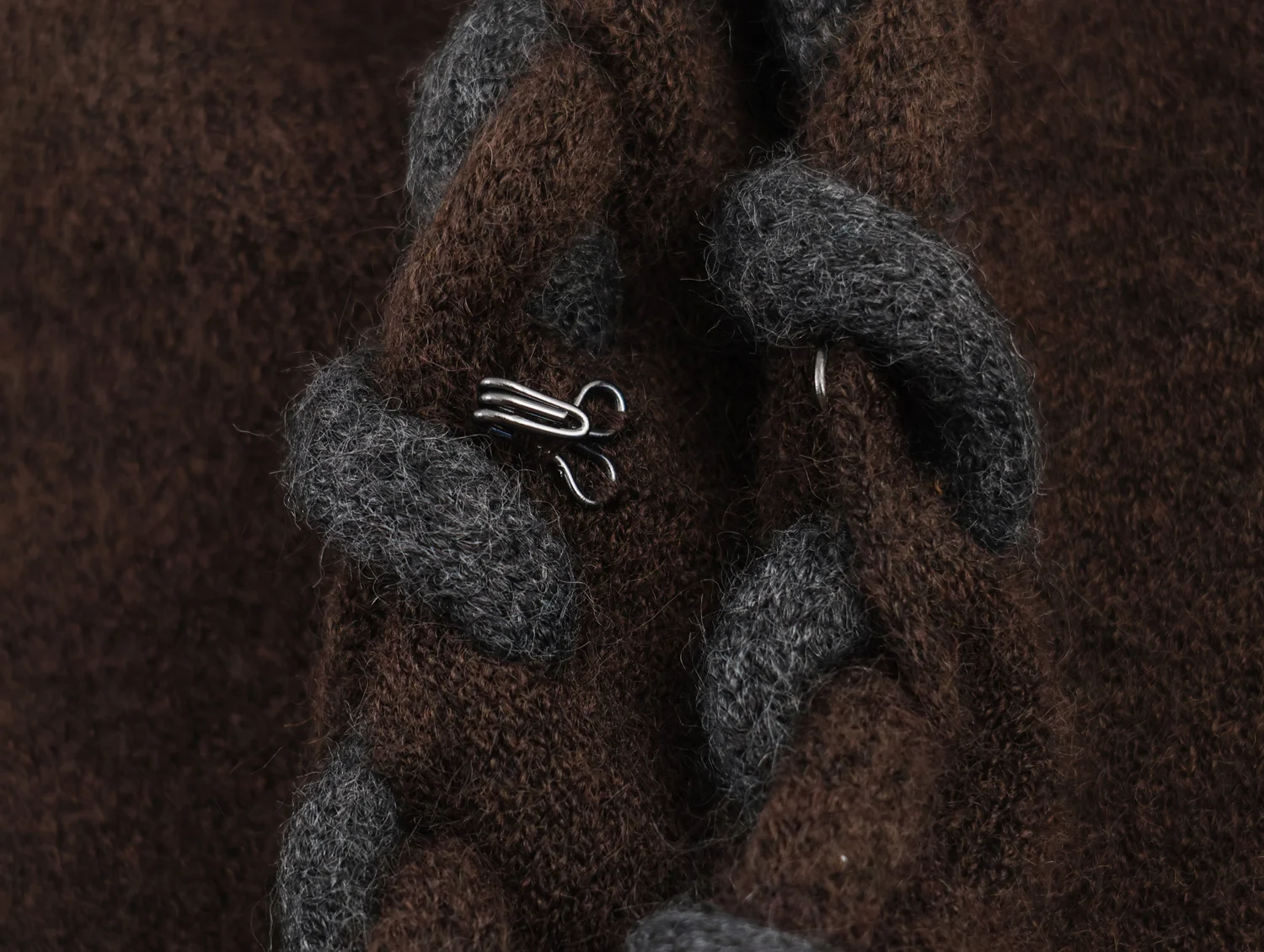 

DEEABAE Осенний новый ретро-милый и модный вязаный кардиган контрастного цвета с декоративным слоем и длинными рукавами