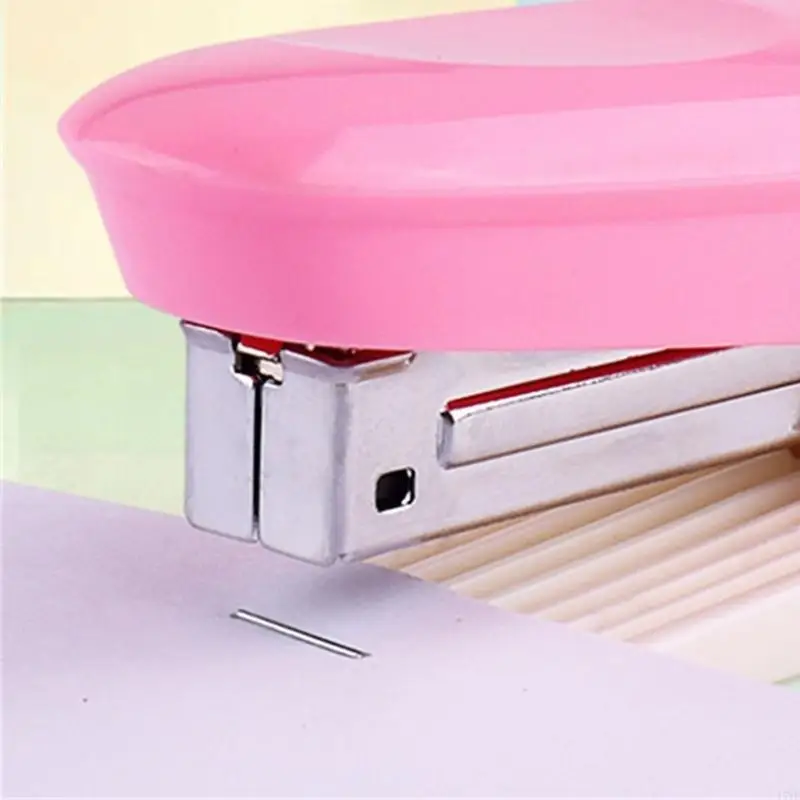 

Desktop Stapler 20 Sheet Capacity with Staple Remover Labor-Saving Stapler Multifunctional Stapling Machine for Office