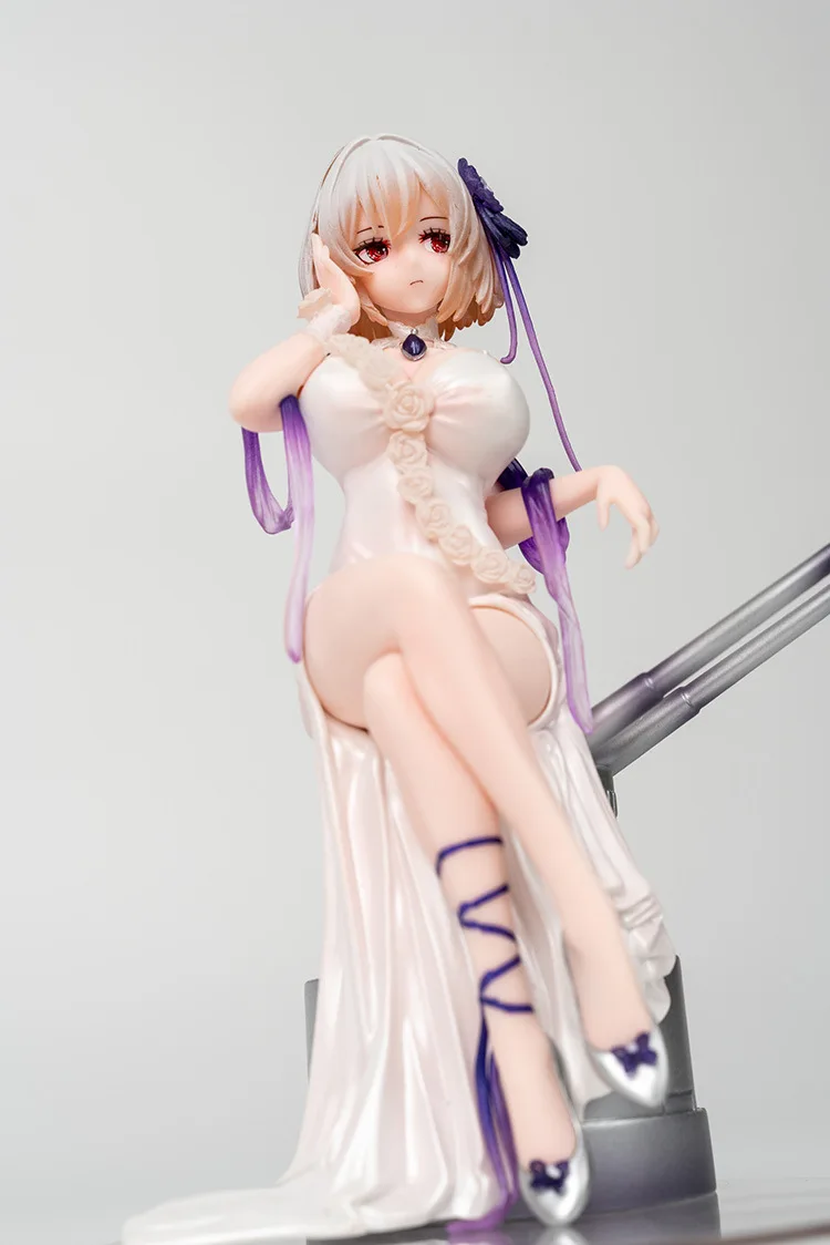 

20CM Anime Game Azur Lane Sirius Dream Tech 1/7 White Rose Ver Sitting Model Toy Doll Ornaments Aciton Figure PVC