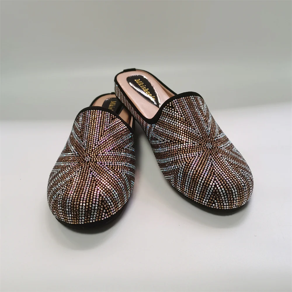 2024 New Fashion Luxury Women\'s Rhinestone Flat Slippers Women Flat Heel Comfortable Mulles Shoes Outwear Casual Shoes F113-1