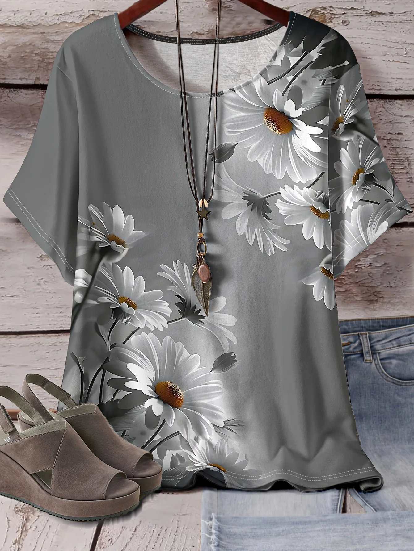 Elegant Women's Casual Short Sleeve T-Shirt Tee Floral Casual Round Neck Top Short Sleeve Tees Round Neck T Shirts for Women