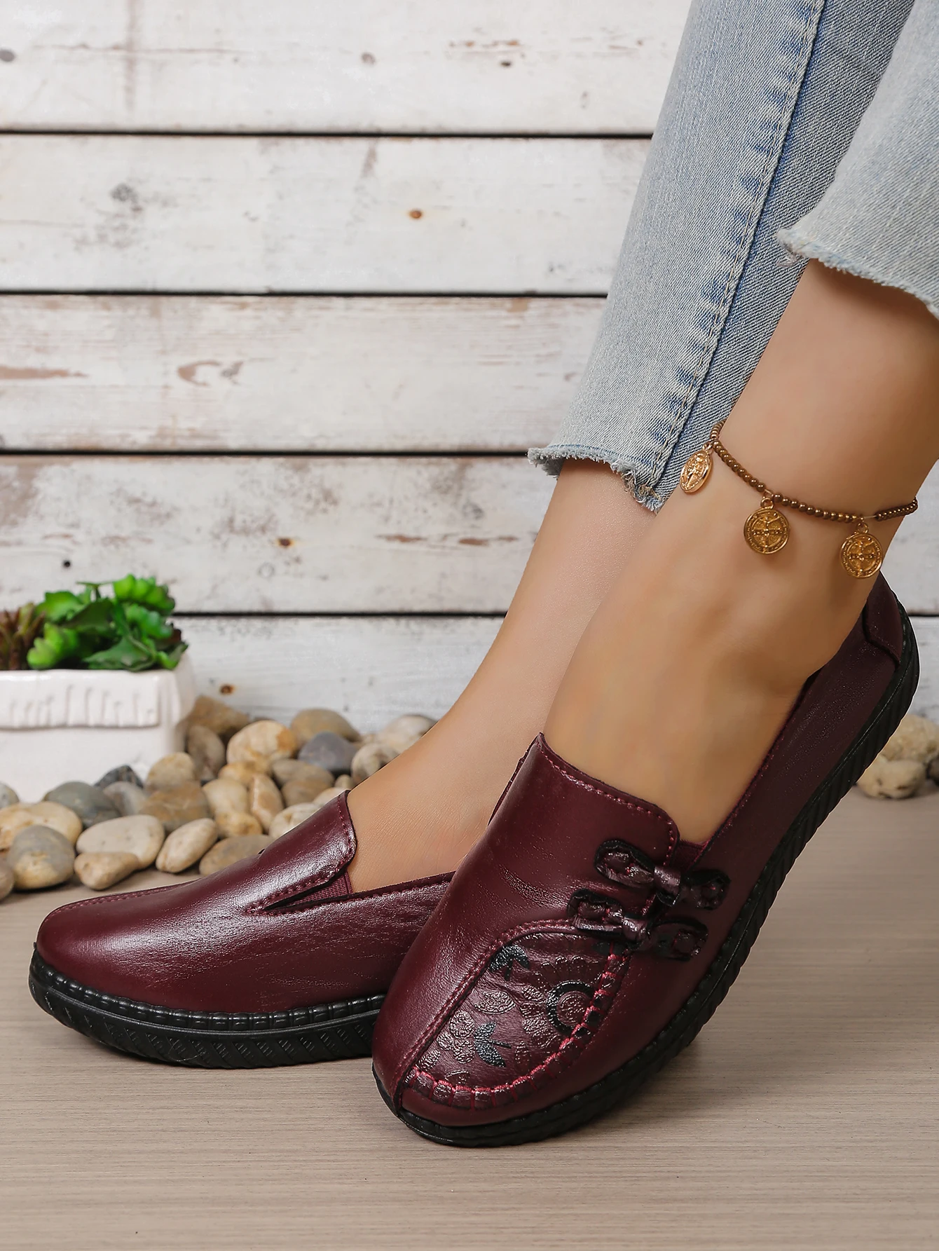 Mom-Schuhe, Damen-Loafer, bequem und rutschfest, lässige flache Schuhe für Menschen mittleren und höheren Alters mit kostenlosem Versand. – Detail 4