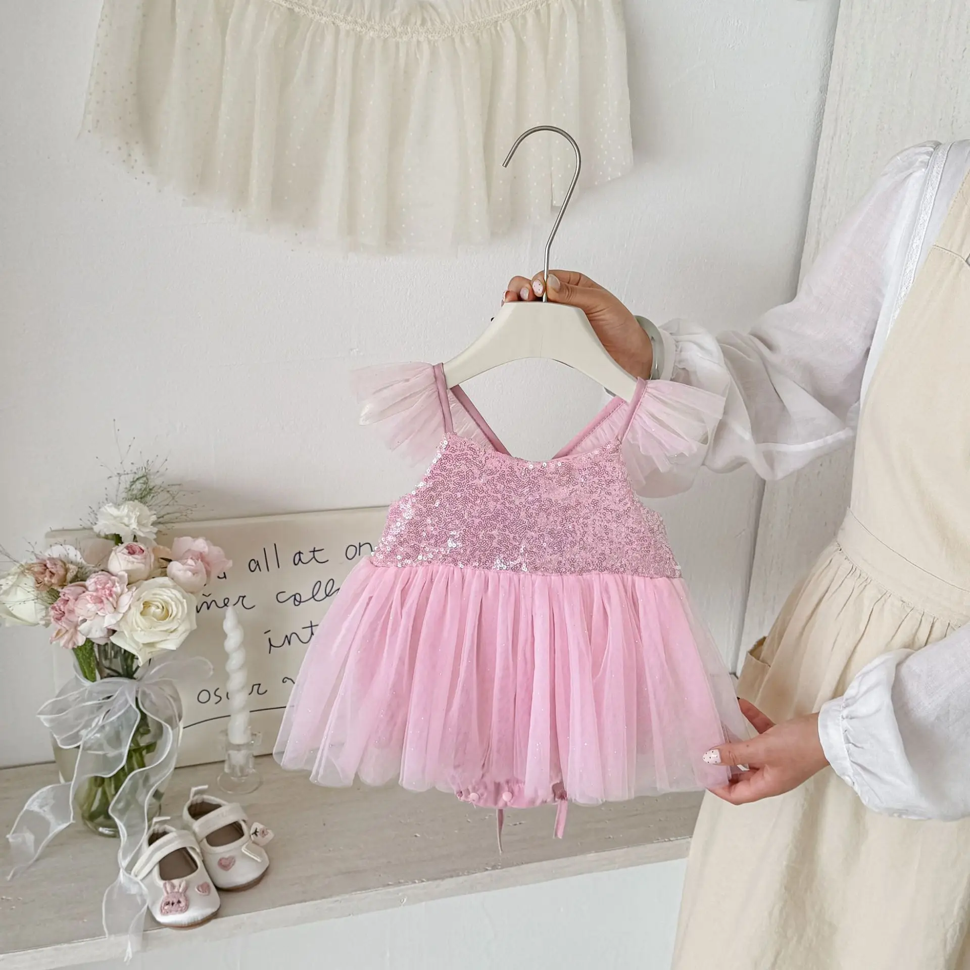3-24M Summer Princess Style Baby Bodysuit Tulle Ruffle Sleeveless Romper for Girls Pink Dress Style Infant Clothes