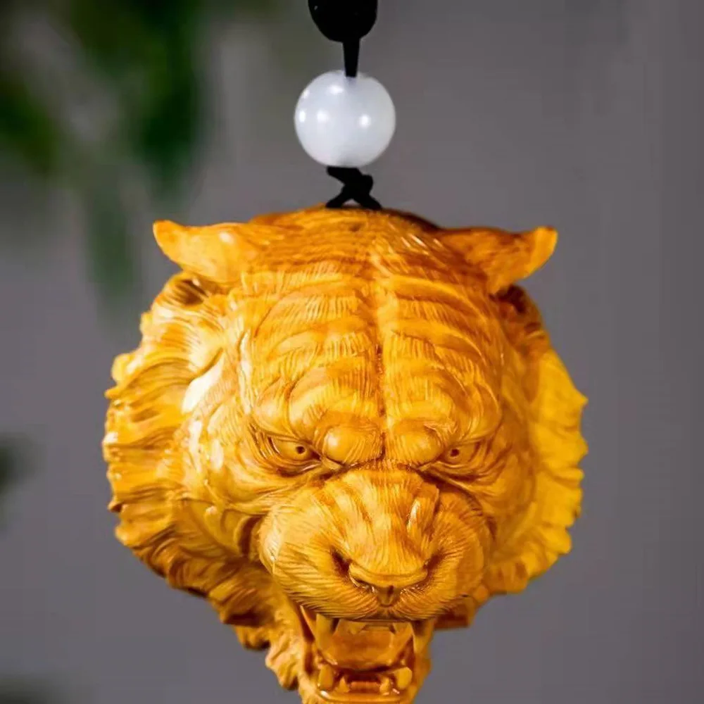 Solid Wood Carving Tiger‑Head Hand Ornament, Hand‑made Palm‑Grip Craft, Traditional Chinese Mini Desktop Decoration Present