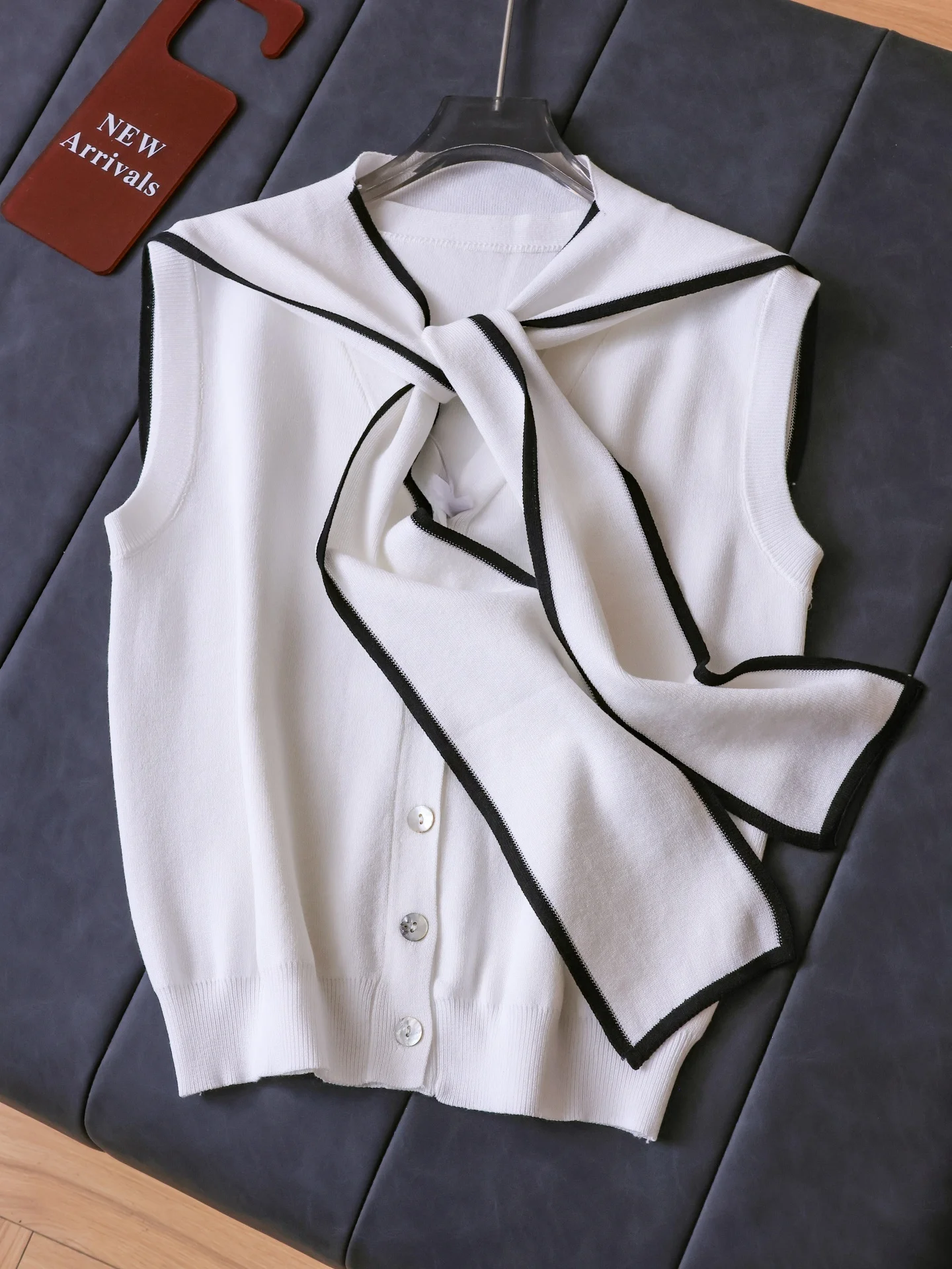 

Color Block Necktie Shoulder Wrap Soft Skin-Friendly Slim Fit Sleeveless Navy Collar Women's Knitted Top Summer New Style Ver...