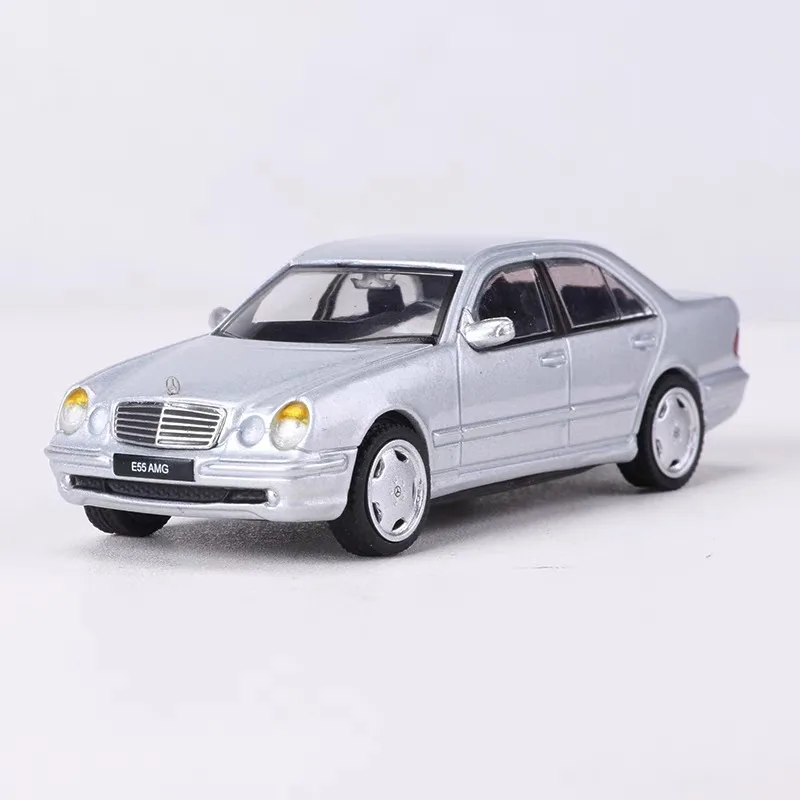 1:64E55 AMG W210 sedan, model samochodu z odlewu stopu, zabawa dla nastolatków, dekoracja dla dorosłych, zabawka dla dzieci.