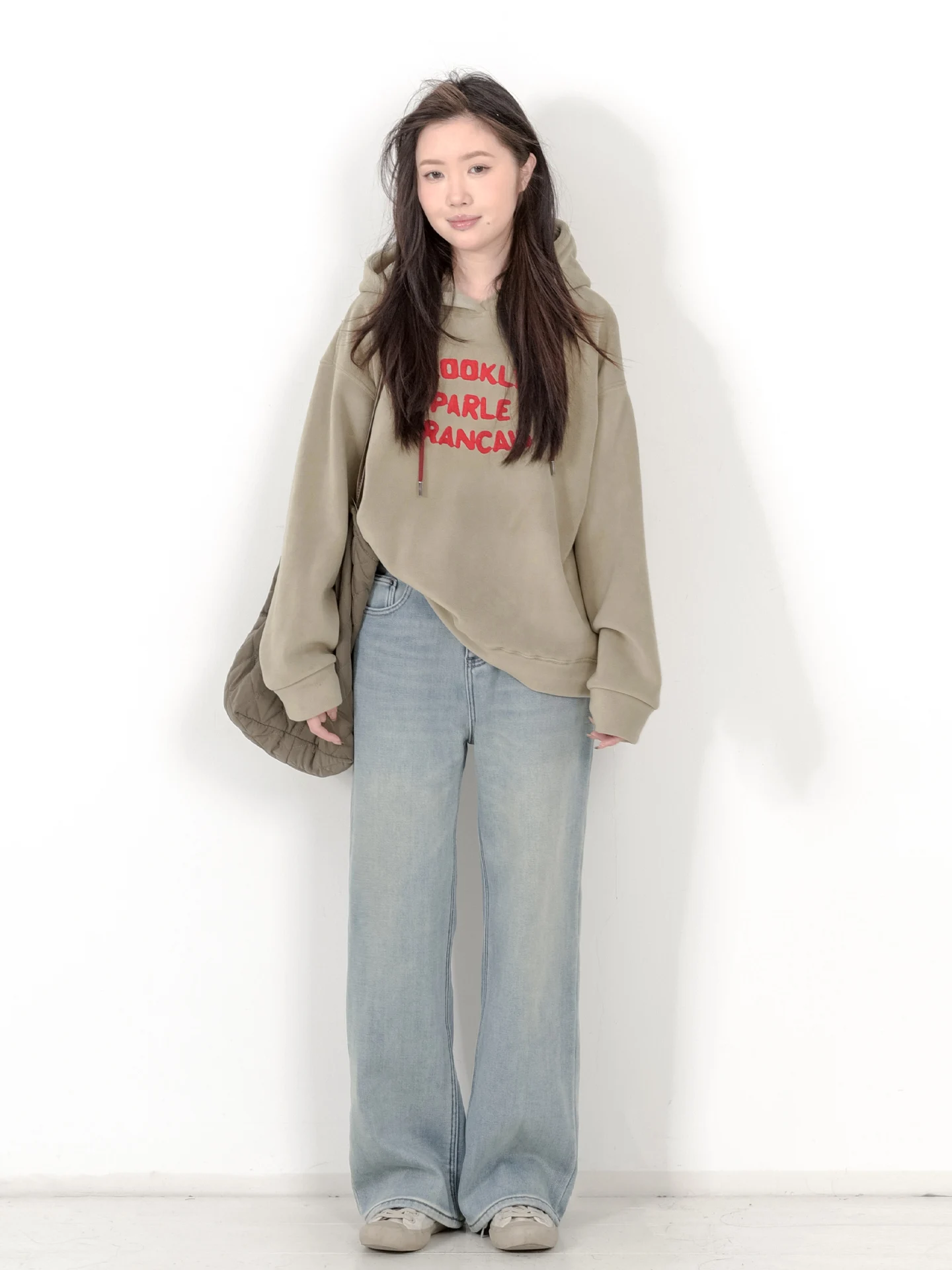 

Зимняя женская толстовка с капюшоном и вышивкой в стиле колледж, свободного кроя, удобная, из полиэстера, с длинными рукавами