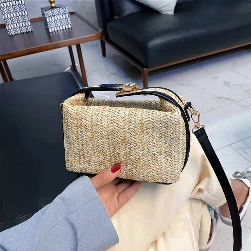 Woven Beige Straw Crossbody Bag Boho-chic Handbag Crochet Straw Shoulder Bag Vacational Bucket Beach Travel Bags for Women