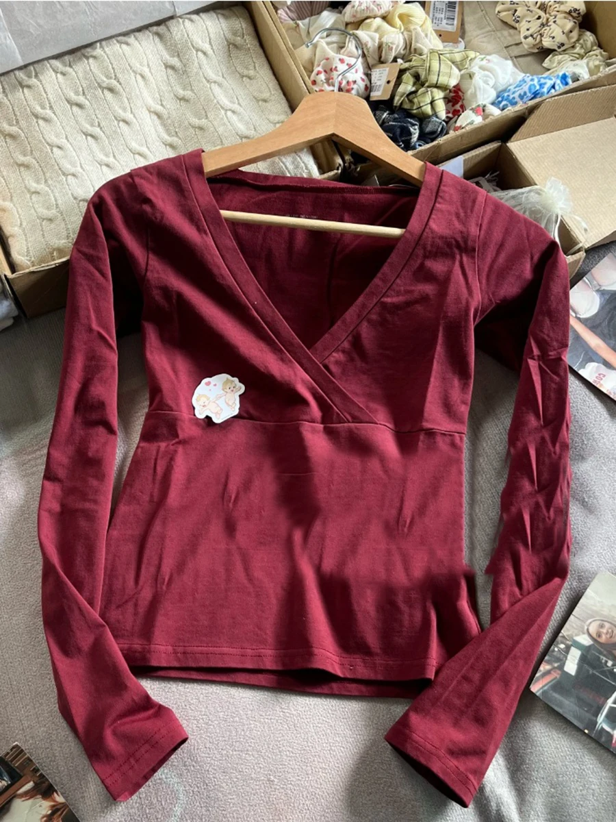 

Vintage Red Sexy V-neck Long Sleeve Corp Tees Women Autumn Cotton Slim Cropped T-shirts Casual Simple Basic TShirt Y2K Tops