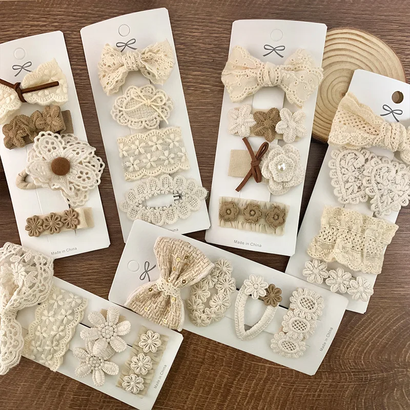 

Coffee-Brown Embroidered Lace Hair Clip Set (4 Pieces) Children's Bow Hair Accessories Adorable Floral Headpieces