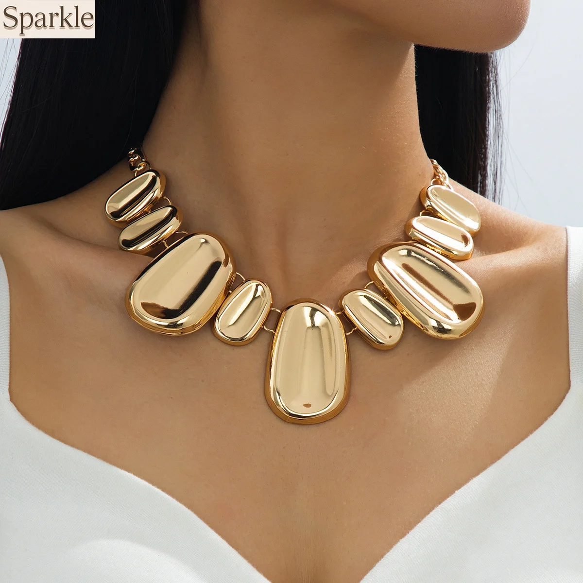 

Exaggerated Irregular Multi-Oval Spliced Necklace for Women Chunky Geometric Metal Bib Necklace Vintage Charm Choker Jewelry