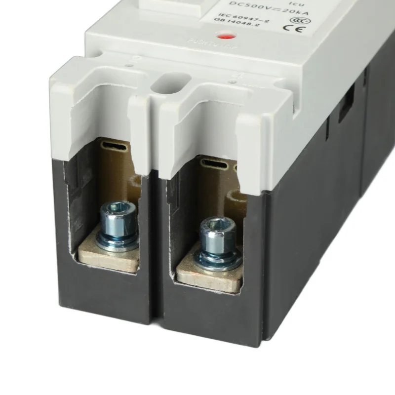 قطاع دارة 2P MCCB مفتاح حماية البطارية الشمسية المعزل حامي 250A 500V