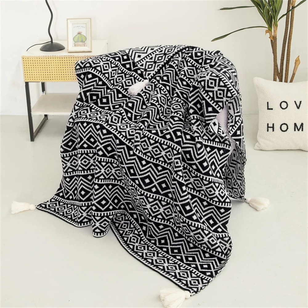 Knitted Blankets Nordic Style Bohemian Plaid Throw Blanket Portable Sofa Cover With Tassels Travel Leisure Bed Cover Bedspread