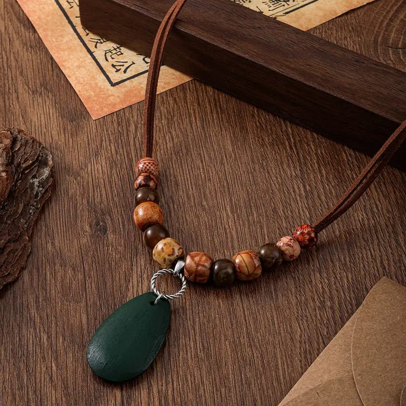 Vintage Ethnic Totem Beads Women's Necklace Handmade Wood Beaded Water Drop Pendants Necklace for Women Daily Wear Jewelry