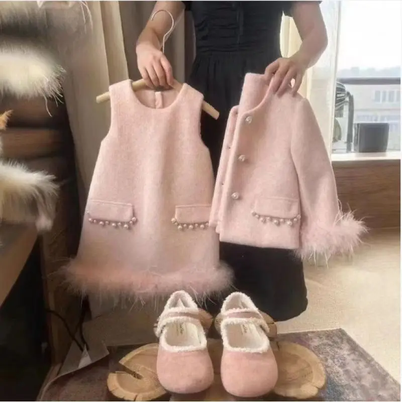 children's Christmas and New Year Girls' small fragrant dress set 2025 autumn and winter new with a small coat vest skirt