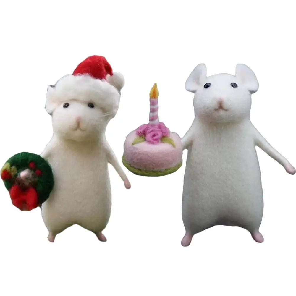 Creative Mini White Mouse Doll Christmas Mouse Hug Cake Hair Needle Felt Mouse Toy Set Needle Punch Mini Desktop Ornament