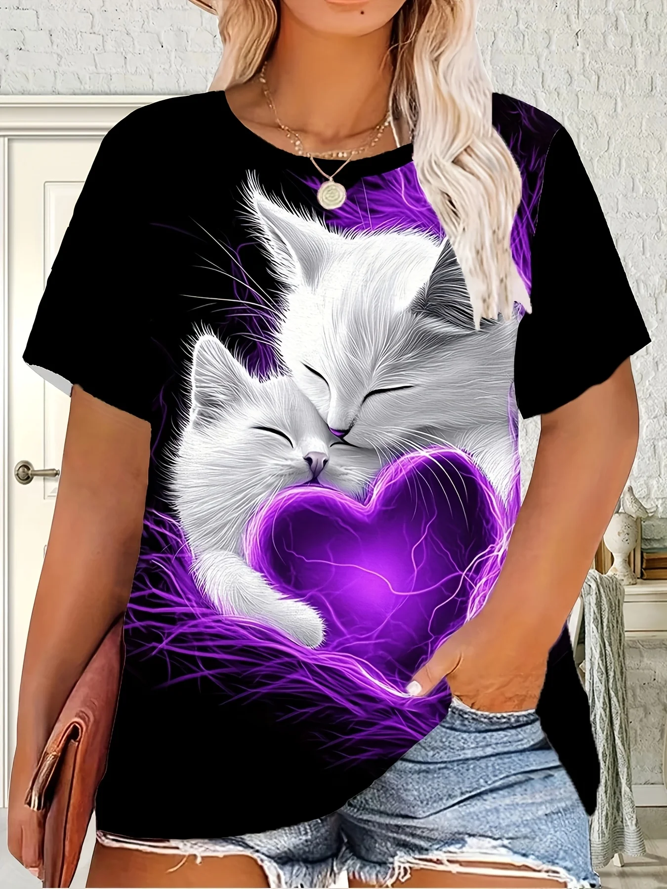 Plus Size Women T‑Shirt Cute Sleeping Cats Purple Glowing Heart Print Short Sleeve Crew Neck Casual Summer Tops
