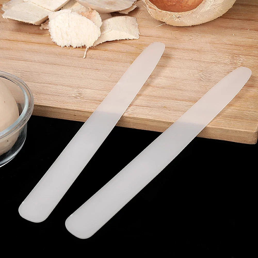 1/2PCS Coconut Meat Removal Soft Knife Plastic Coconut Tool Opener Convenient Sturdy Long Handle Coconut Opener Kitchen Gadgets