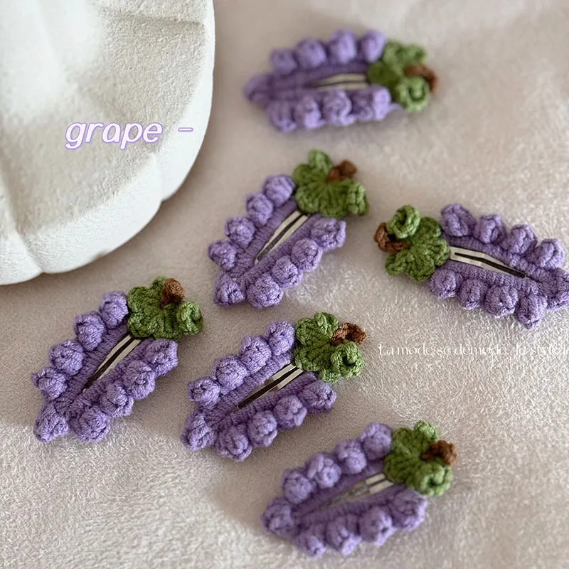 

Clustered Spherical Hair Accessories with Leaf-Like Form — Brown Tip Detail, Metal Clip Base Hair Accessories for Girls