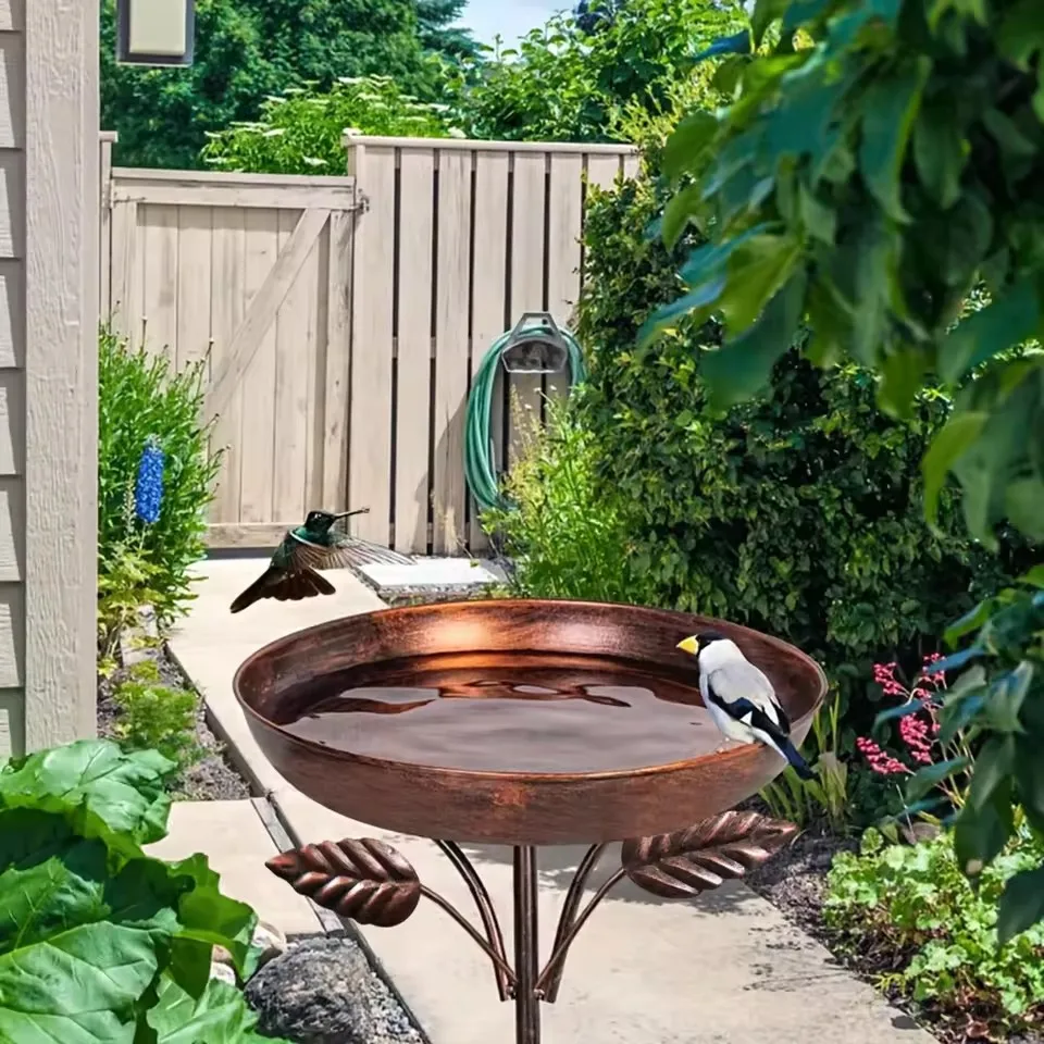 Vintage Outdoor Bird Bath Metal Birdbath Sturdy Fountains with 5-pronged Base Outdoor Garden Courtyard Lawn Decoration