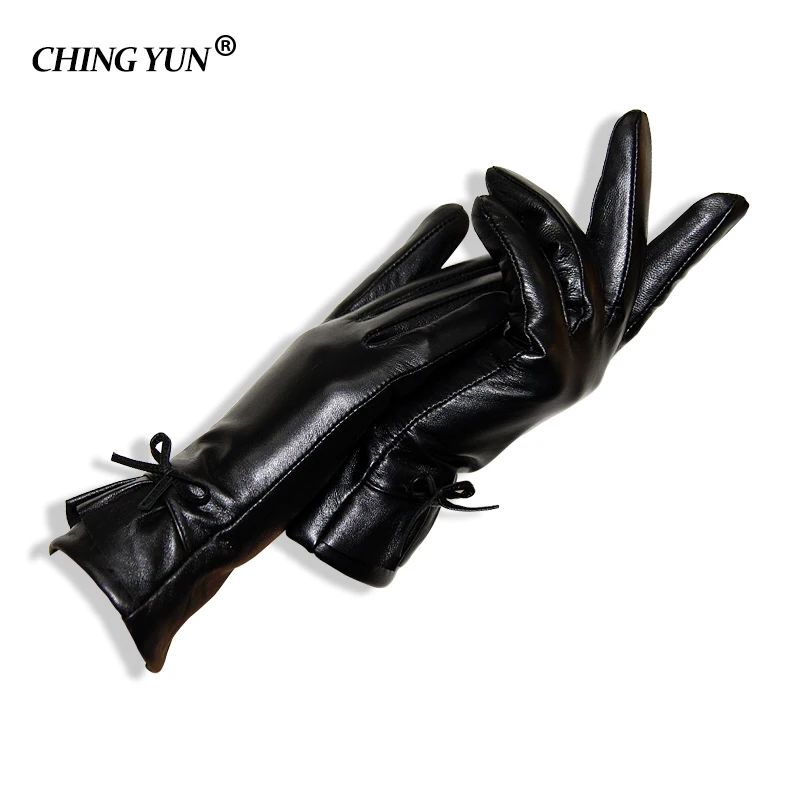 Winter Women's Sheepskin Gloves with Flying Edge And Bow Decoration Fashionable Warm Handwear for Ladies
