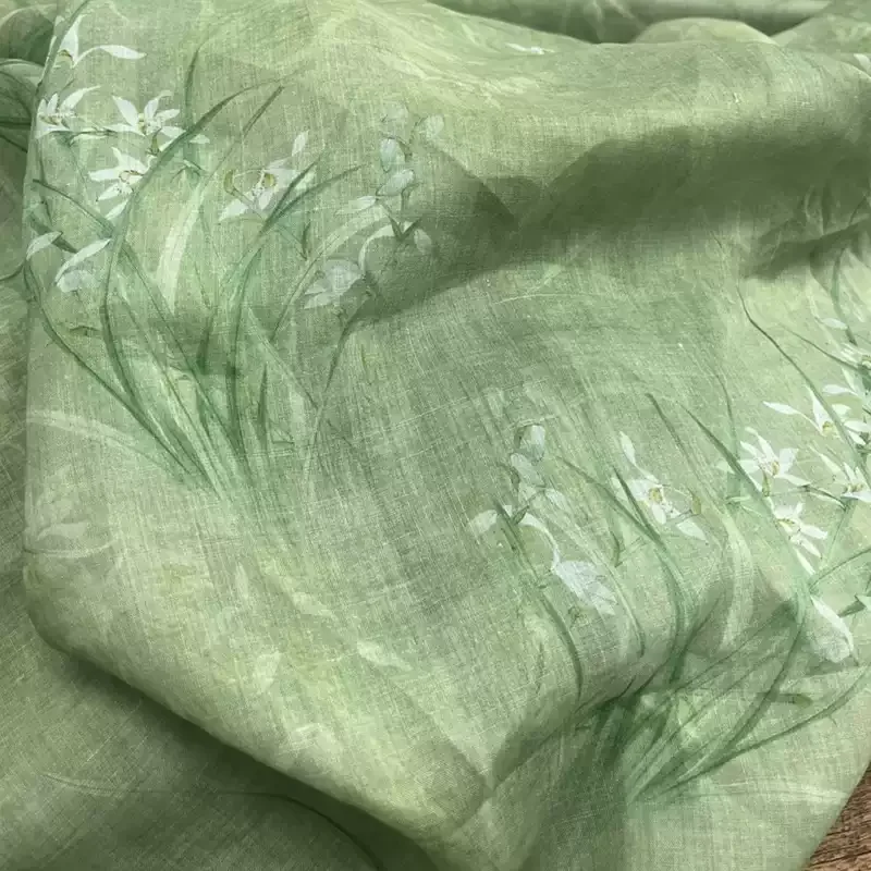 

100% ramie green printed fabric is used for making shirts, dresses, and DIY sewing fabrics