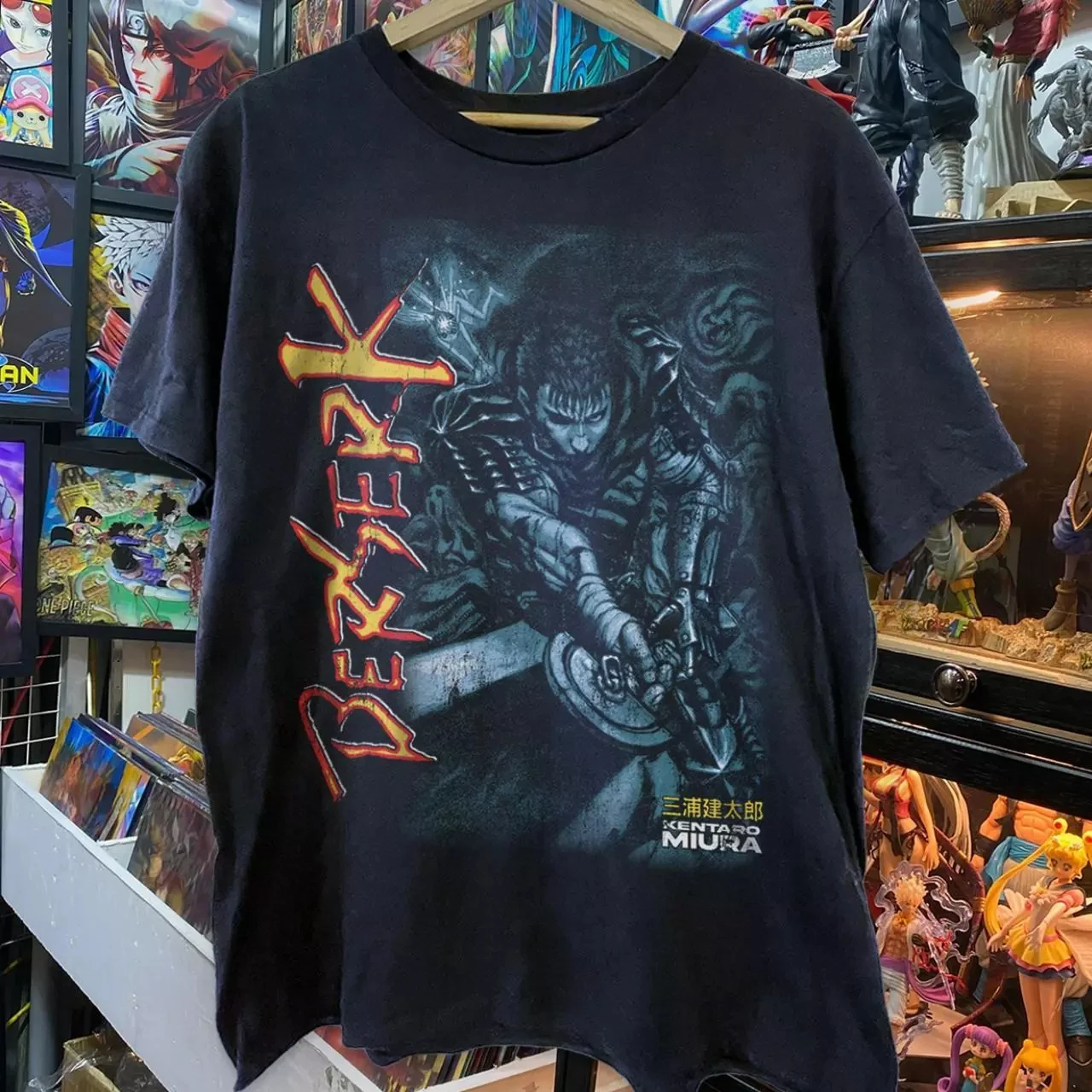 

Berserk аниме манга 90-е черная футболка с коротким рукавом унисекс мужская летняя хлопковая футболка с круглым вырезом мужская футболка черная