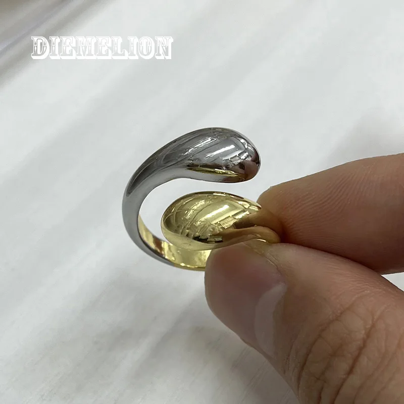 Vintage Two-tone Design Simple Smooth Water Drop Rings for Women Europe America Luxury Jewelry 2026 Trendy Accessories Gift