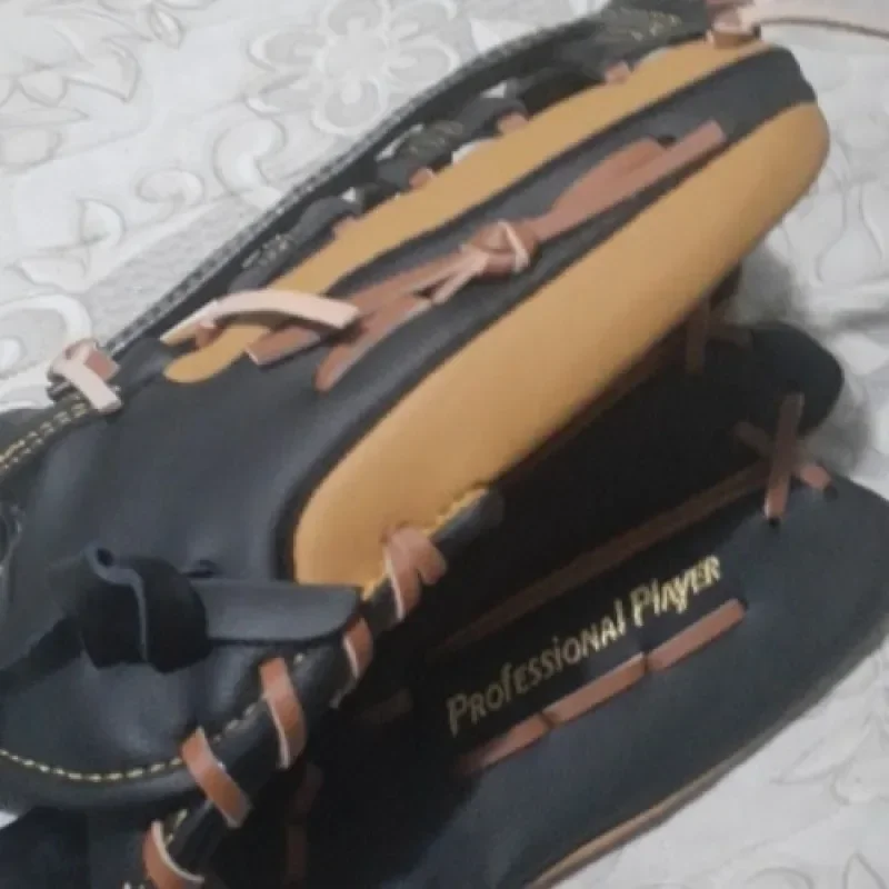 Thumbnail 4 - #2 New Baseball Gloves & Mitts Arrivals