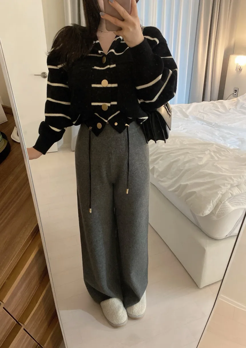 Loose Women's Knitted Cardigan Coat with Big Pockets Striped Splicing Drawstring Hem Single Buttoned Open Front Sweater